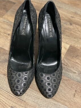 Andrew GN Black Textured Pointed-Toe Heels